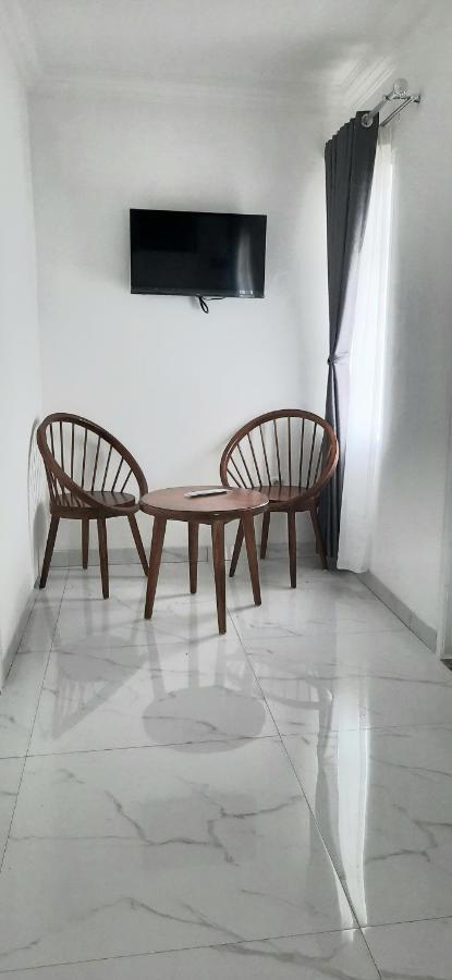 Hotel Wisma Mangurna Dolok Sanggul Экстерьер фото